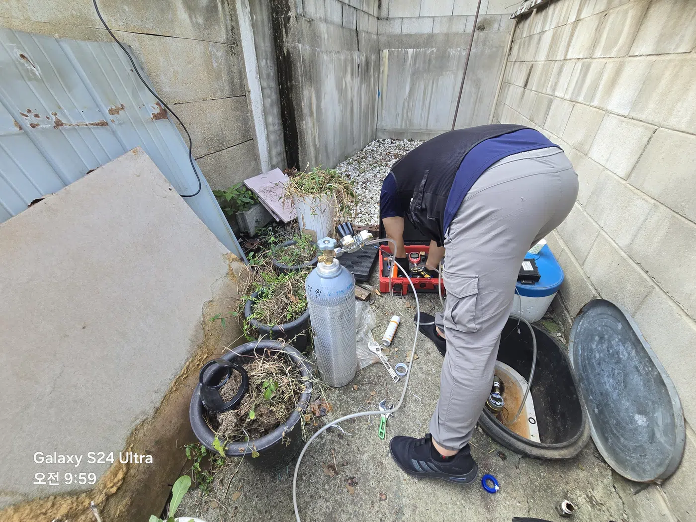 누수 지점 굴착 실제 작업현장 57